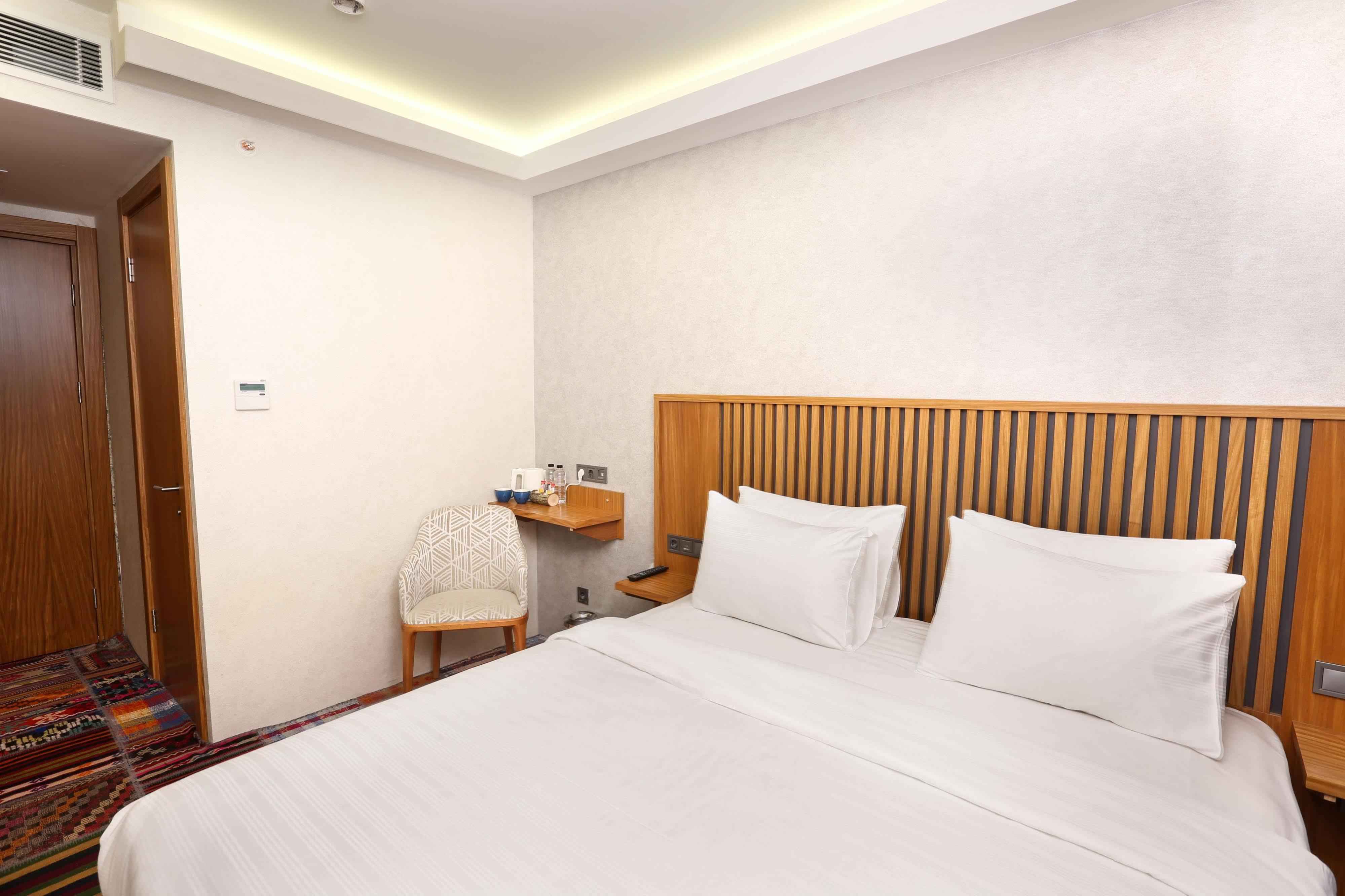 Discovery Hotel Estambul Exterior foto